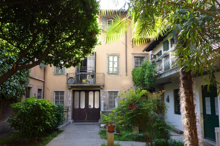 2012_CASA-VIA-MARINONI_1