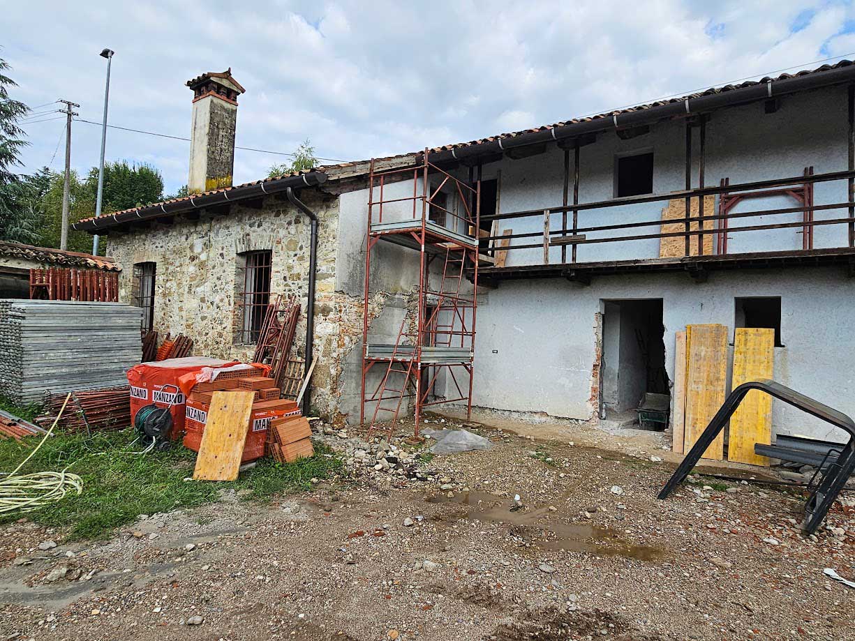 Casa_colonica_brazzacco_esterno_restauro