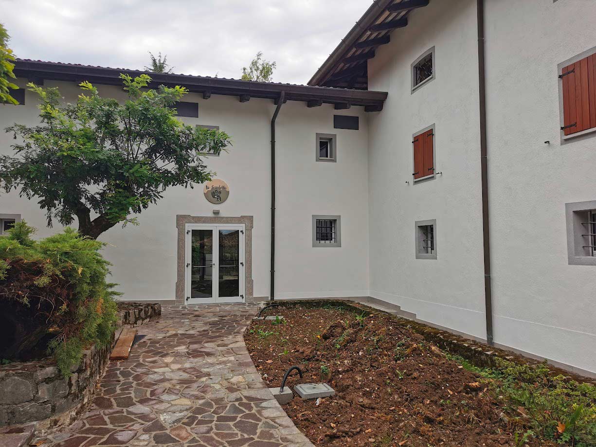 Restauro_fabbricato_La_Roncolina_Brazzacco_esterno_ingresso