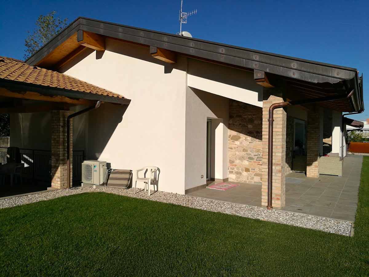 Villa_via_Gervasutta_udine_arch_botto_esterno